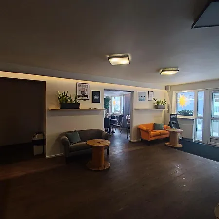 ホステル Jantar Economy *