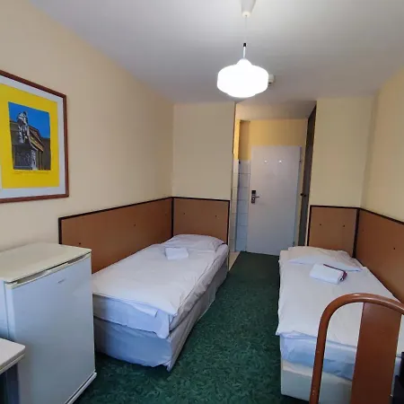 Hostel Jantar Economy *